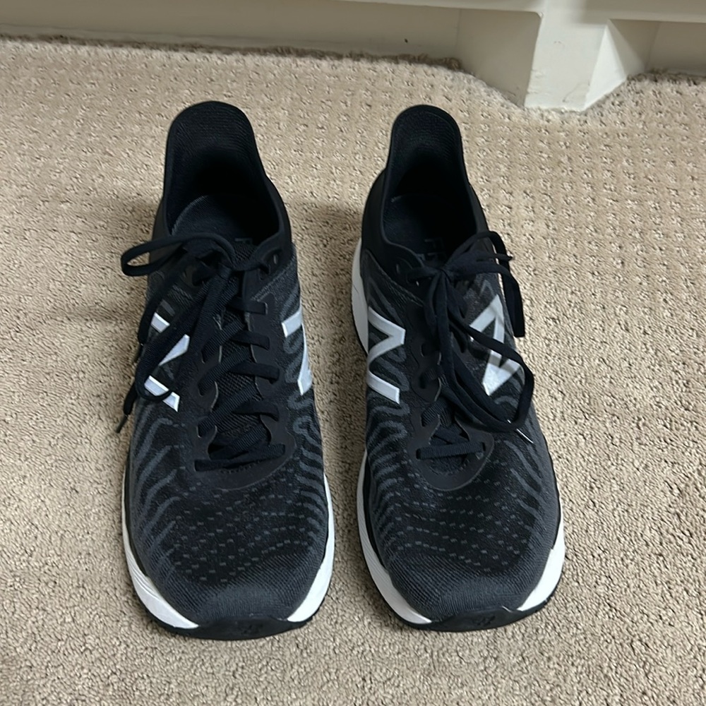 mens wide tennis shoes